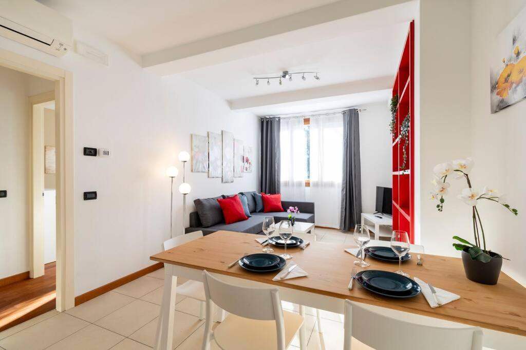 Enjoy Home - Appartamento I Papaveri Padova Luaran gambar