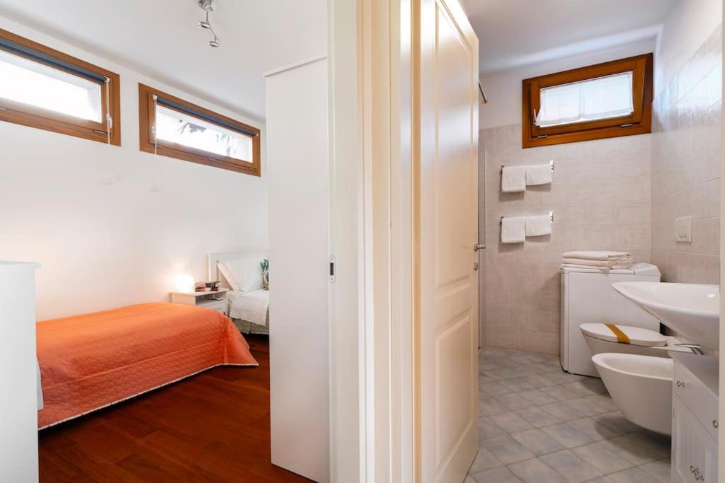 Enjoy Home - Appartamento I Papaveri Padova Luaran gambar