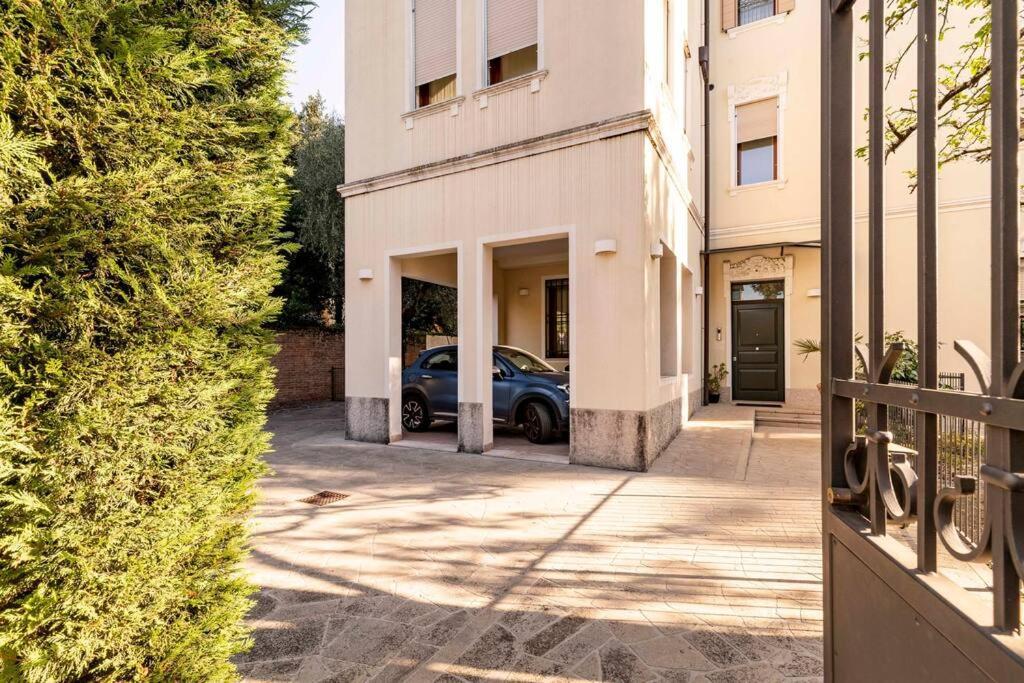 Enjoy Home - Appartamento I Papaveri Padova Luaran gambar
