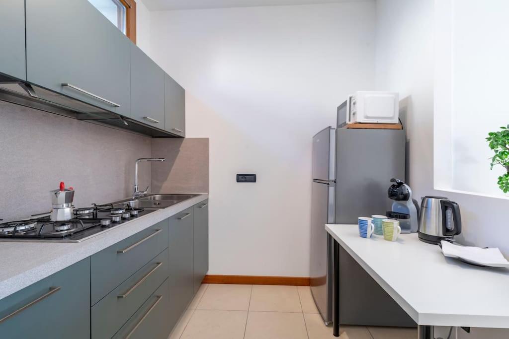 Enjoy Home - Appartamento I Papaveri Padova Luaran gambar