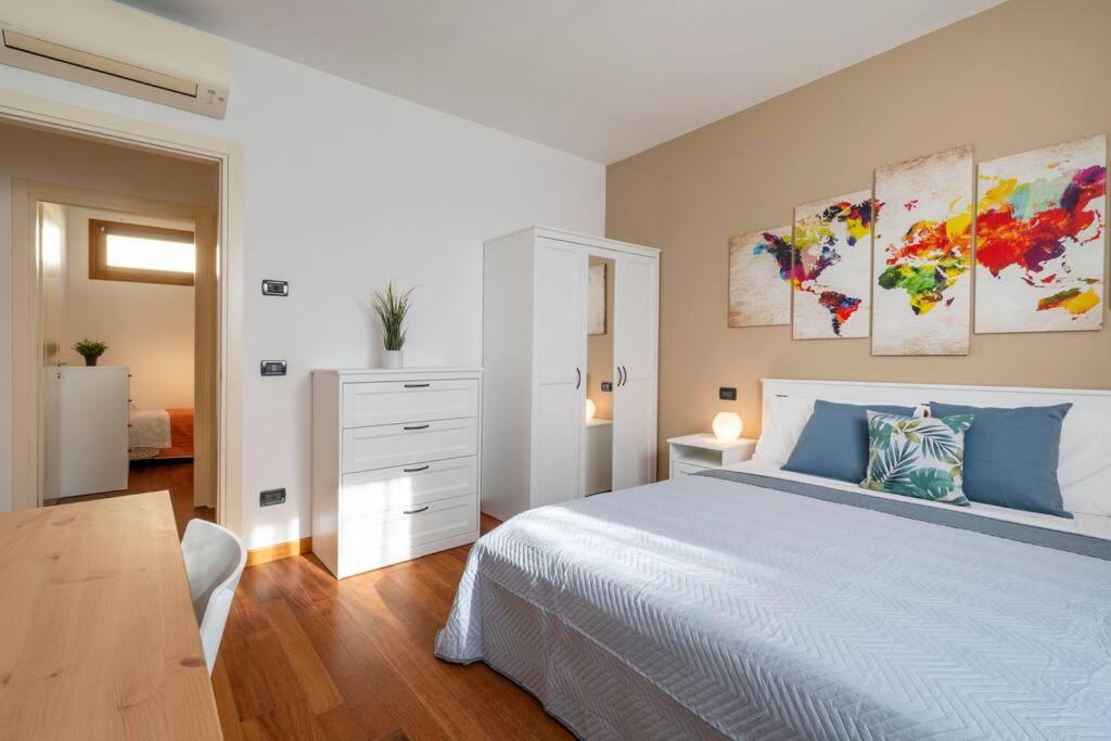 Enjoy Home - Appartamento I Papaveri Padova Luaran gambar