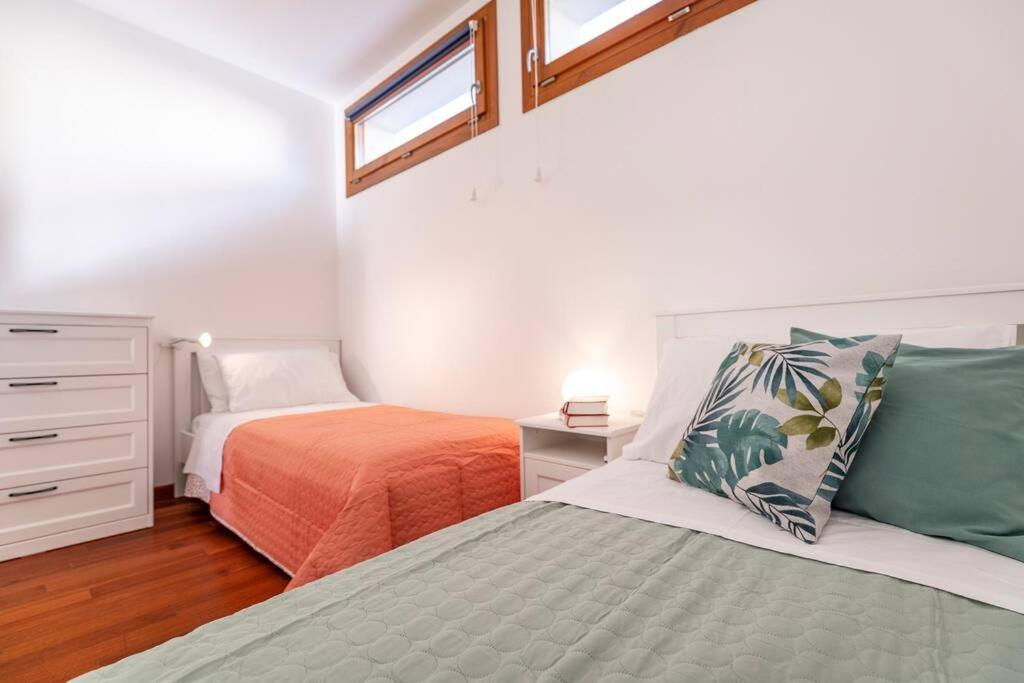 Enjoy Home - Appartamento I Papaveri Padova Luaran gambar
