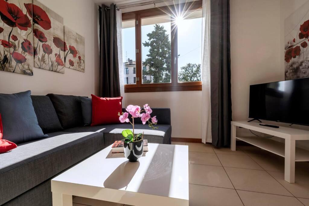 Enjoy Home - Appartamento I Papaveri Padova Luaran gambar